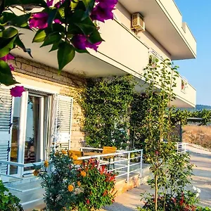 Paja Hotel Ksamil